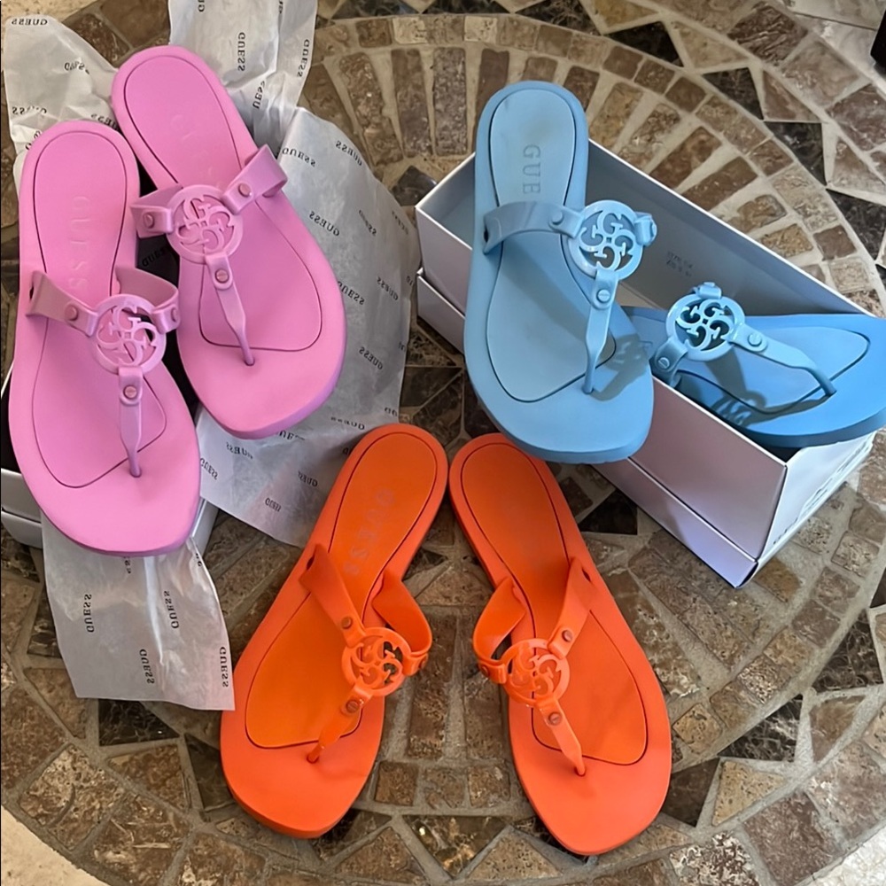 Pink and Blue Thong Sandals with Decorative Logo